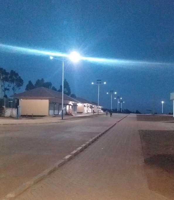 上海市非洲科特迪瓦太阳能路灯工程